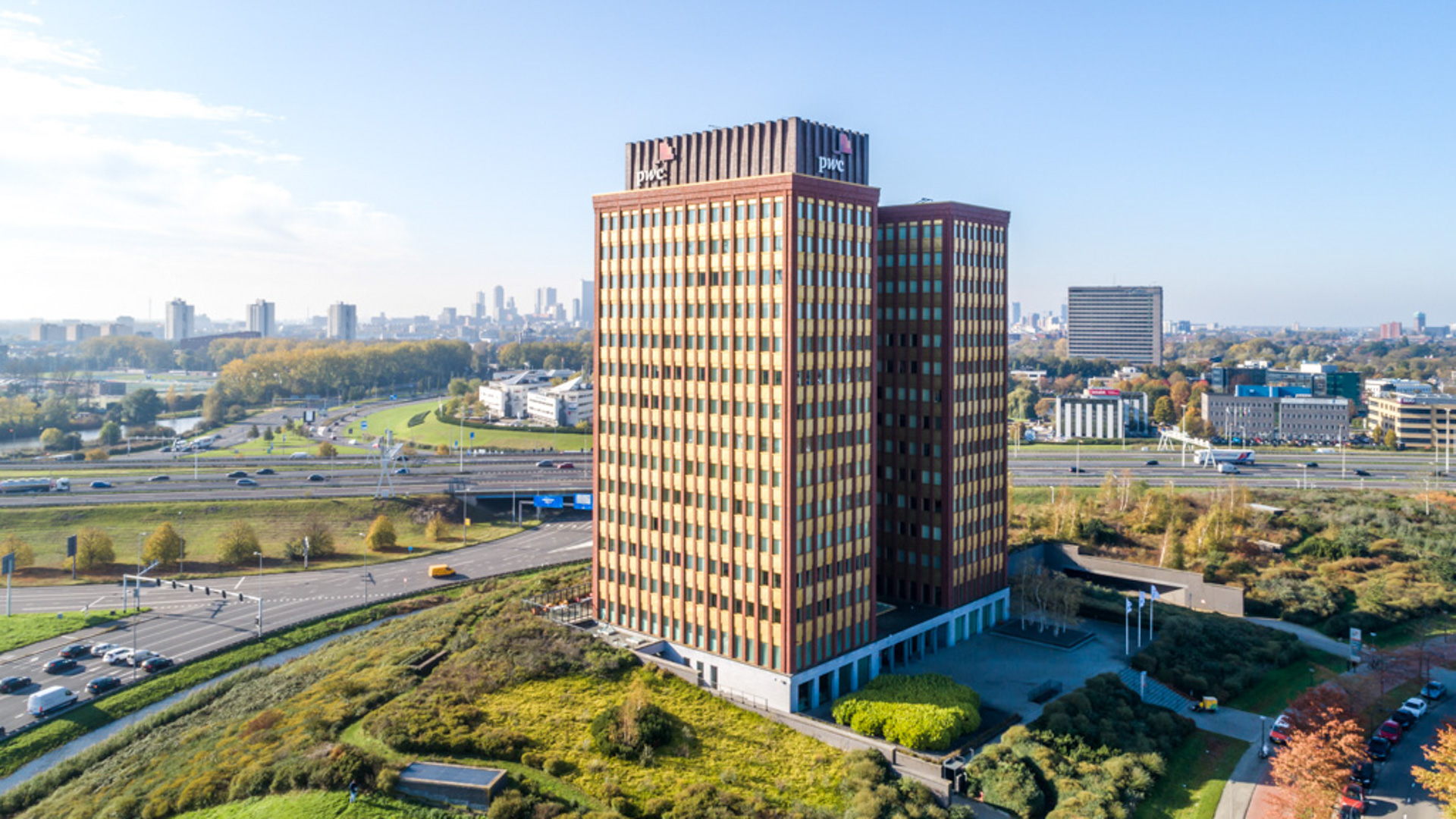 Luchtfotografie Trinity Offices Rotterdam 03